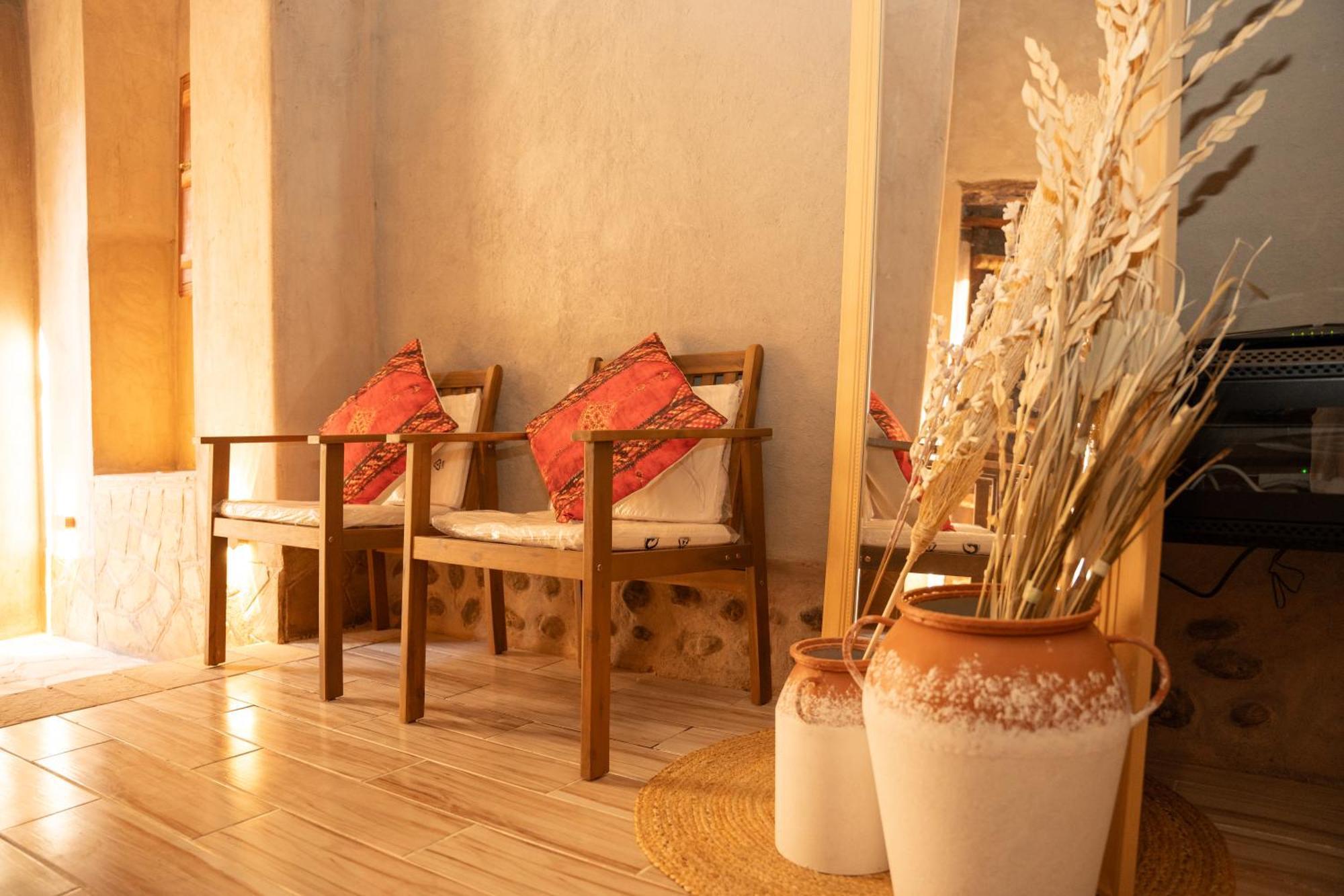 Nomad Inn Nizwa Bagian luar foto