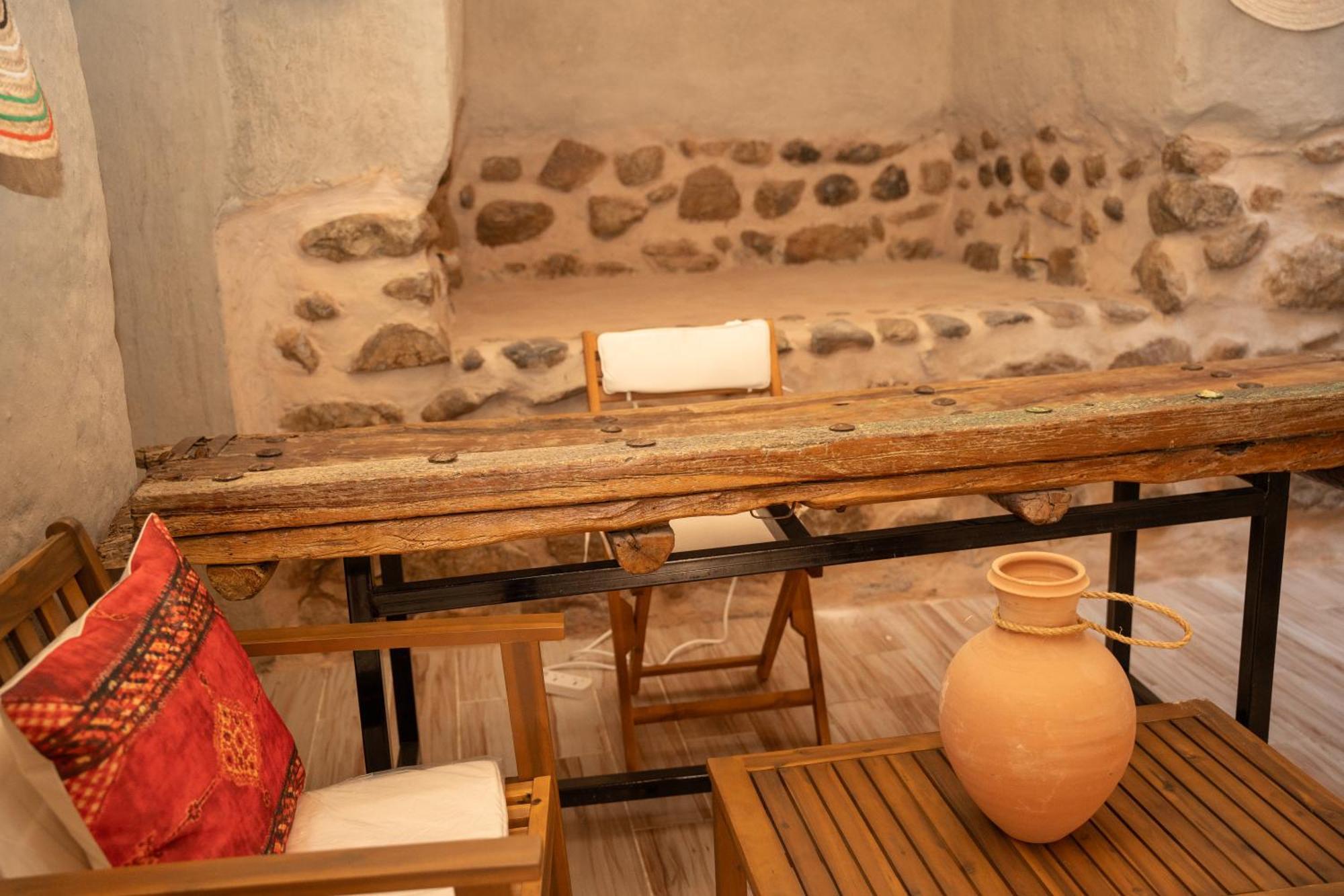 Nomad Inn Nizwa Bagian luar foto