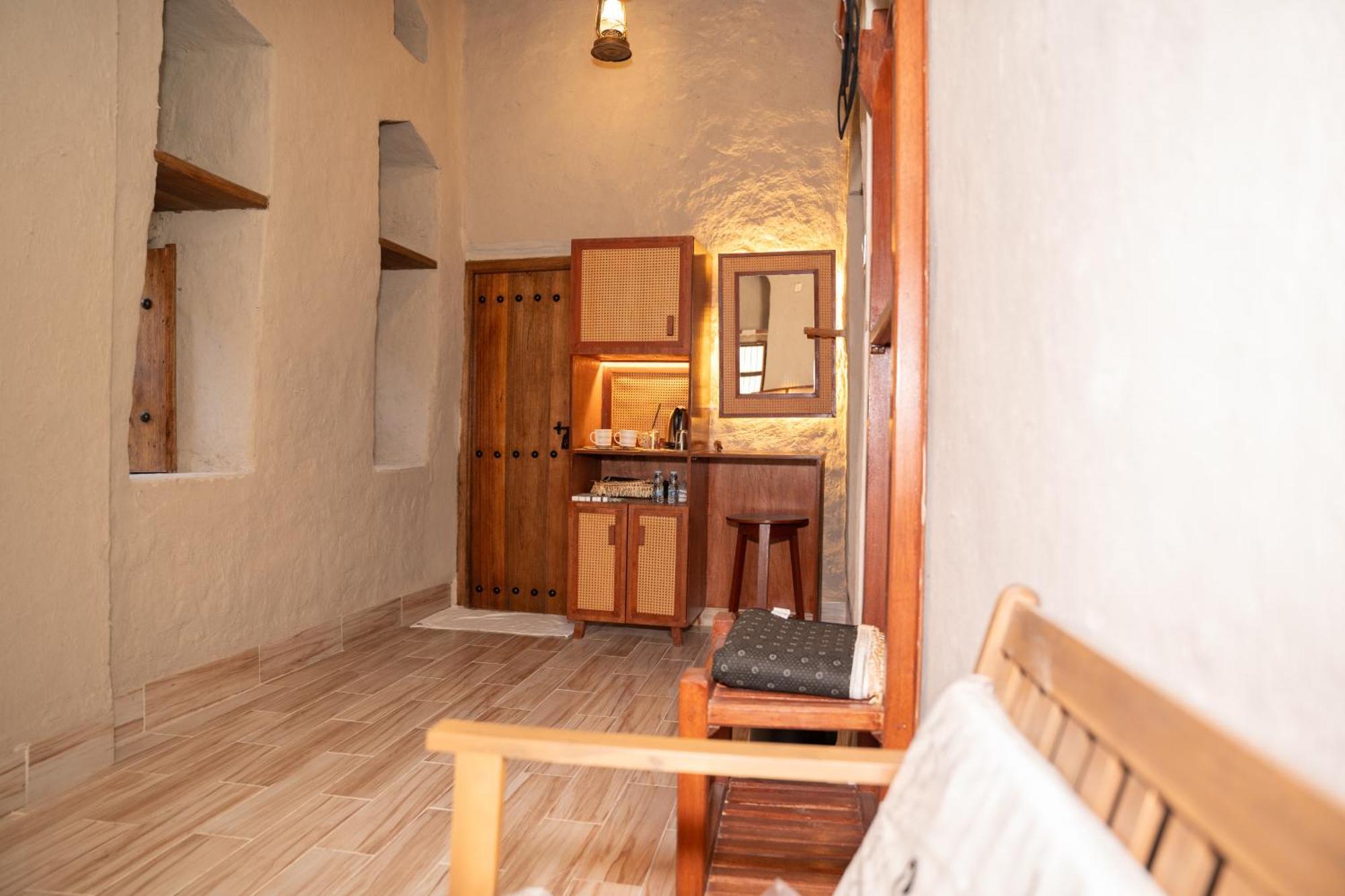 Nomad Inn Nizwa Bagian luar foto